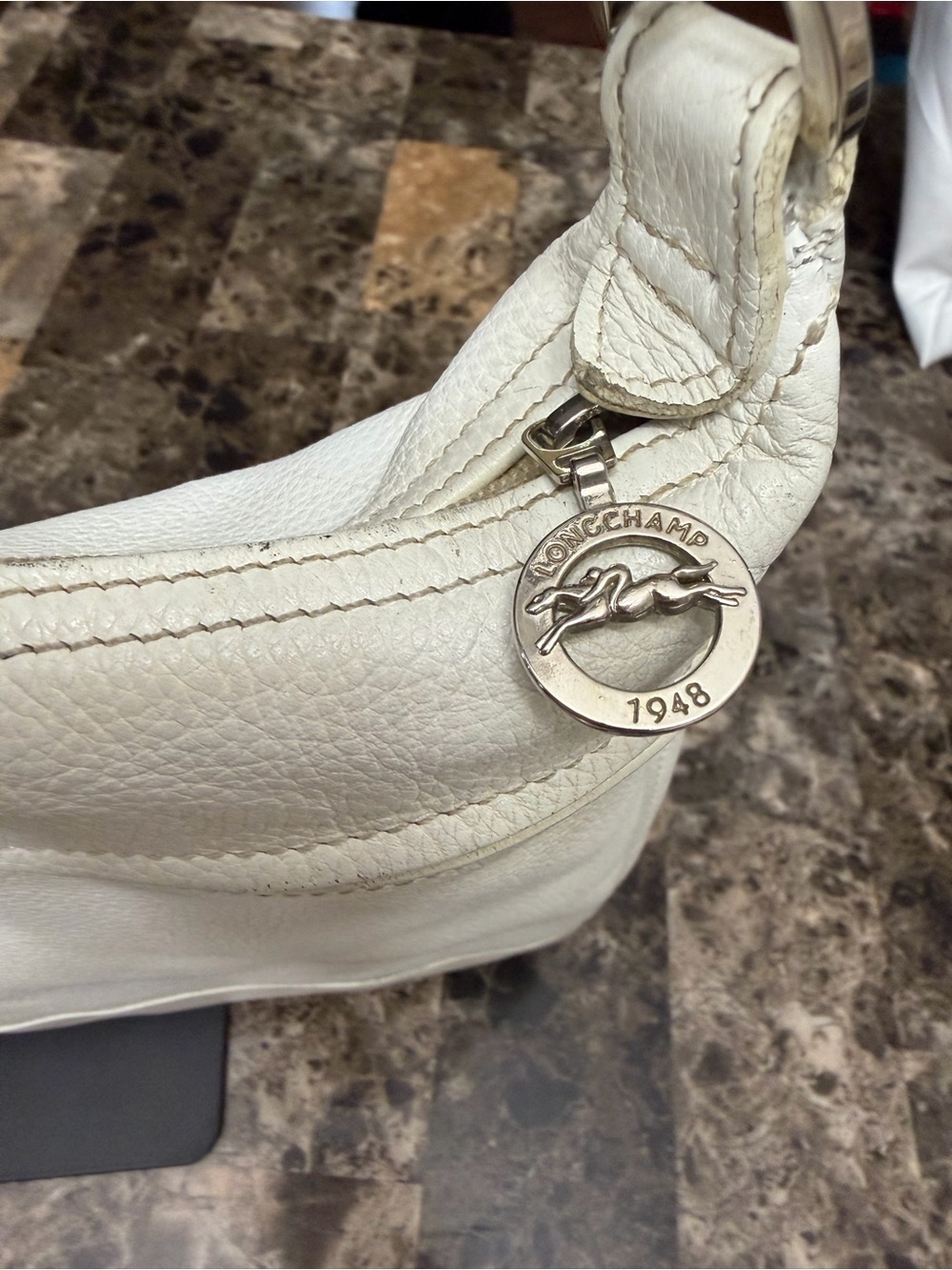 Longchamp Off-White Leather Shoulder Bag - Picture 3 of 8